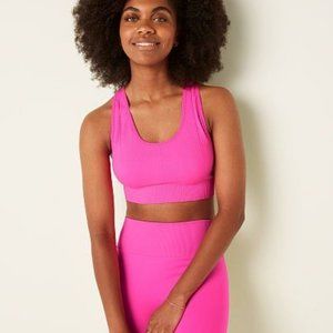 PINK VICTORIA SECRET SEAMLESS LIGHTLY-LINED  RACERBACK SPORTS BRA SIZE MED NWT